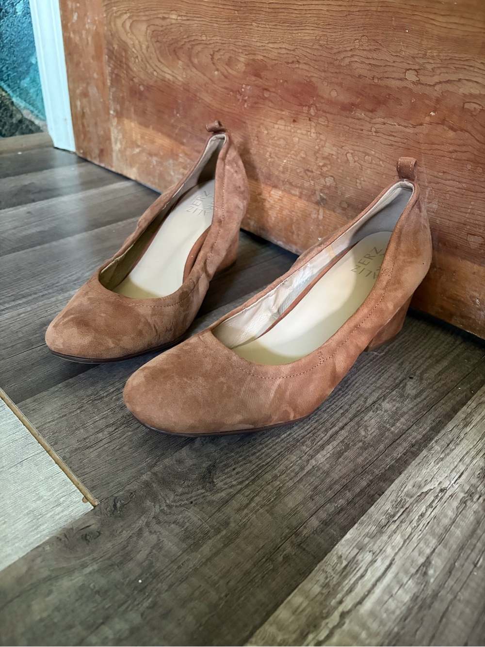 Naturalizer Suede Block Heel Pumps in Chestnut
